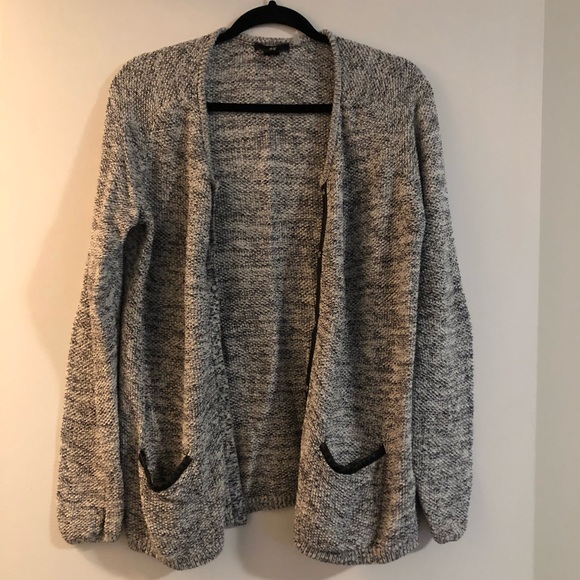 H&M cardigan - Picture 1 of 3